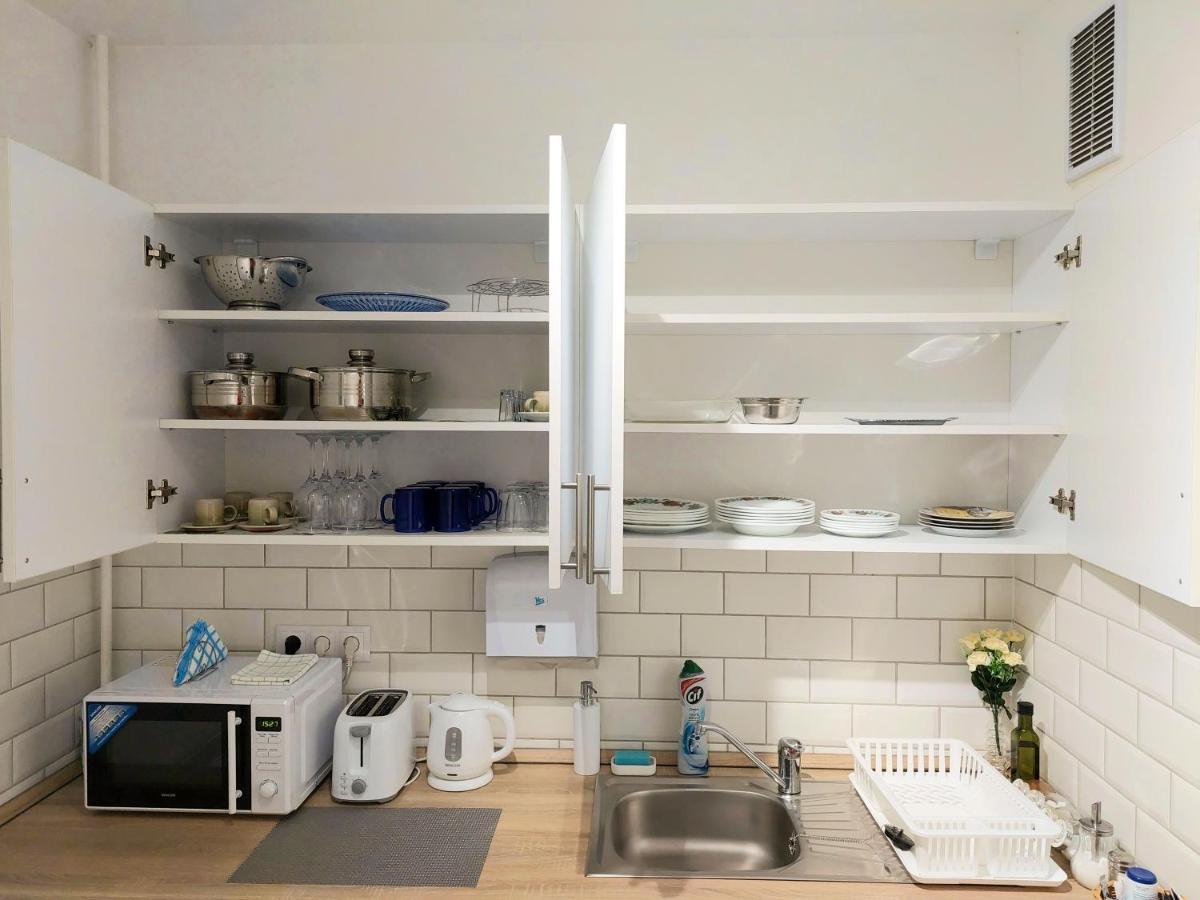 Aweshome City Apartment - 3 Bedrooms And Free Parking Дебрецен Экстерьер фото