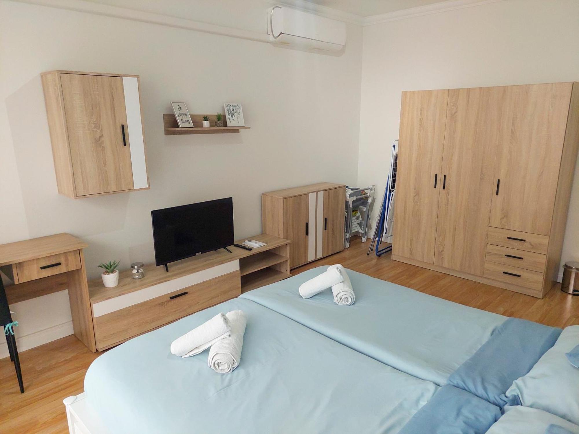 Aweshome City Apartment - 3 Bedrooms And Free Parking Дебрецен Экстерьер фото